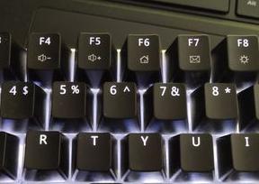 机械键盘背光怎么关闭