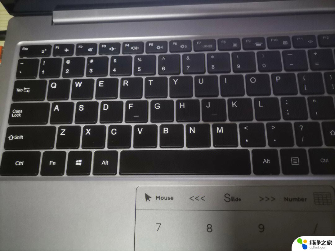 笔记本键盘进灰怎么办